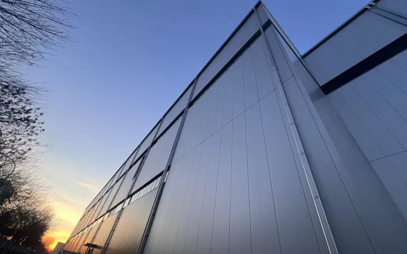 Effiziente Lieferung und qualitativ hochwertige Leistung | Das Projekt Yuehai Global Logistics Service Base wurde erfolgreich abgeschlossen.